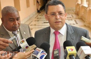 Aduanas investigará composición del GLP que se consume en RD