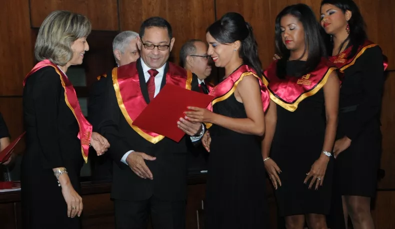 gracuacion de la Escuela de la juridica