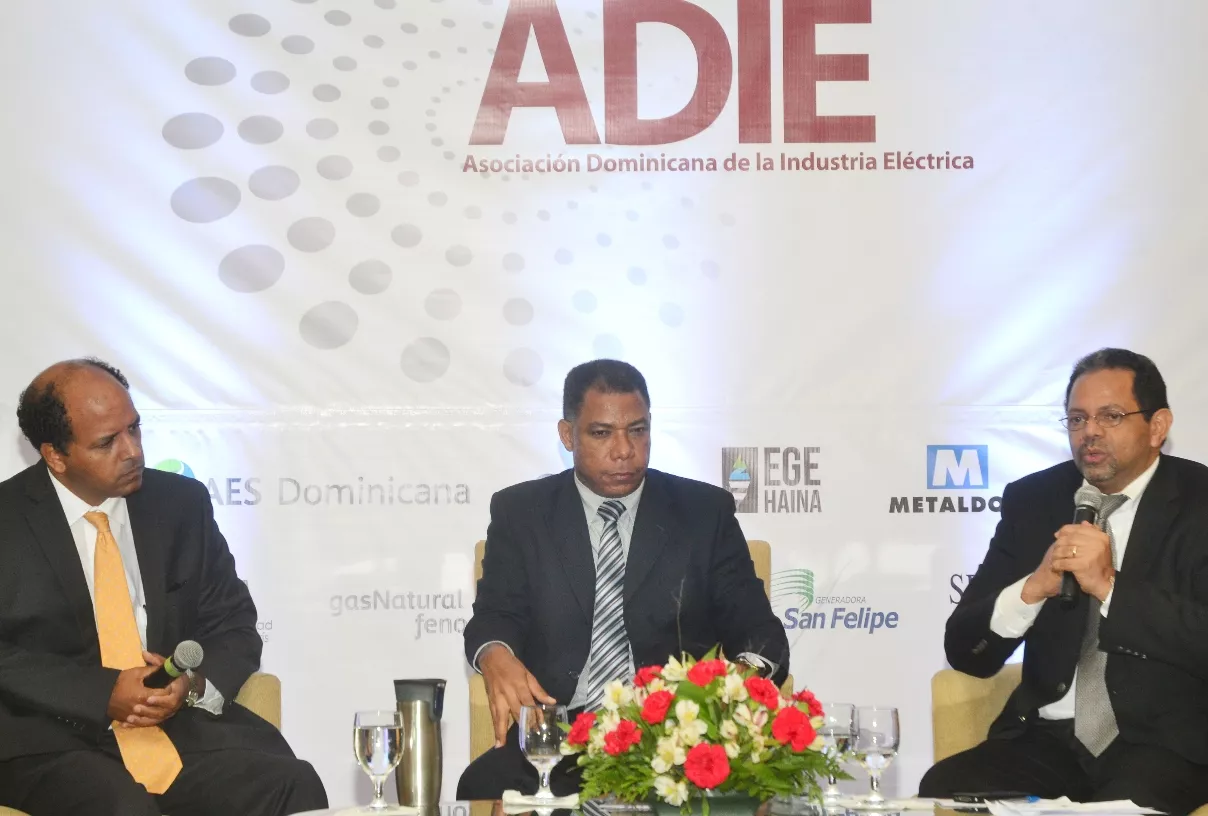 4 NACIONALES 7-1,p01