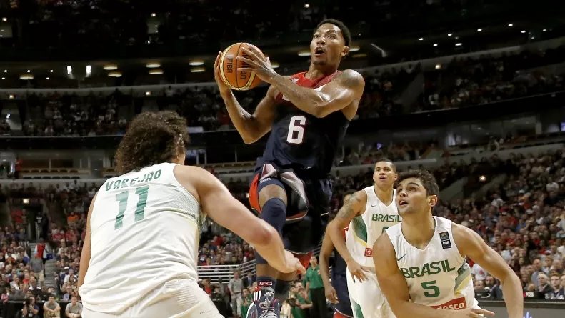 Derrick Rose, Anderson Varejao, Raulzinho Neto