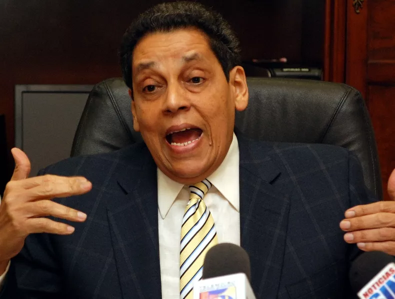 8 nacionales 7-02,p01