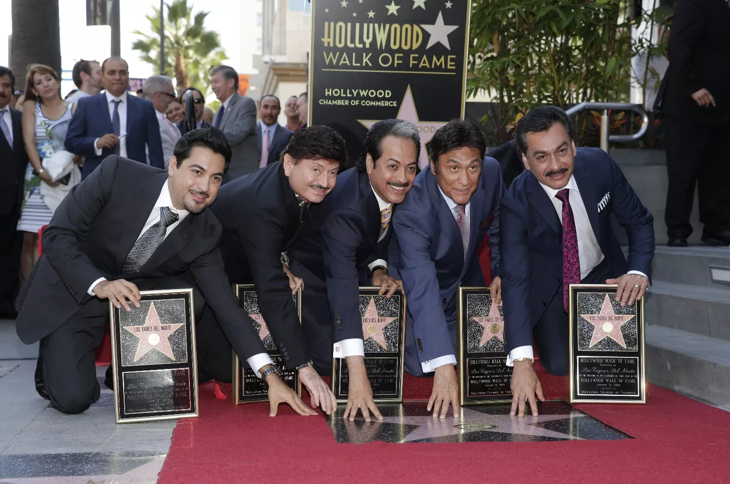 Oscar Lara, Luis Hernandez, Hernan Hernandez, Jorge Hernandez, Eduardo Hernandez Oscar Lara, Luis Hernandez, Hernan Hernandez, Jorge Hernandez, Eduardo Hernandez