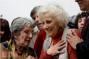 Hallan nieto de fundadora Abuelas de Plaza de Mayo