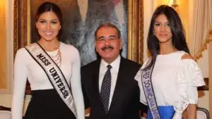 Presidente Medina recibe a Miss Universo y a Miss República Dominicana