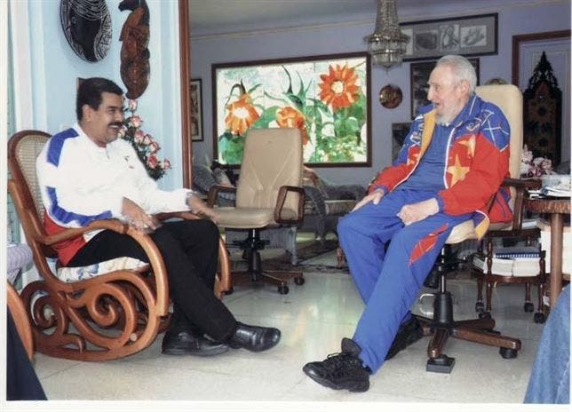 Fidel Castro confiesa ser un «televidente invariable» de Telesur