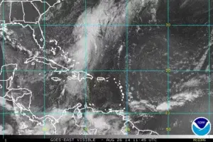 Cristóbal se convierte en huracán; continuarán las lluvias sobre el país