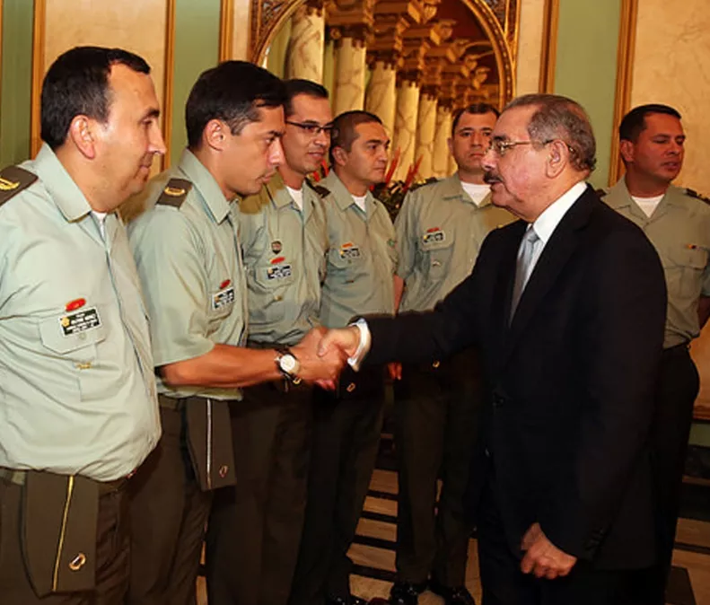 10 NACIONALES 16-2,p01