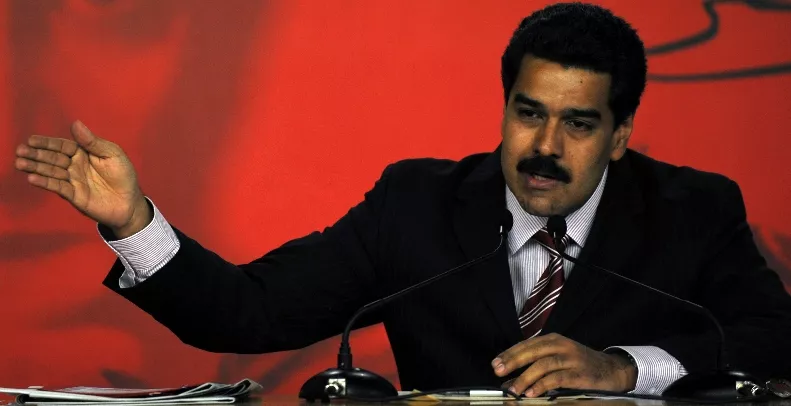 VENEZUELA-MADURO-NEWSPAPERS-REPLY