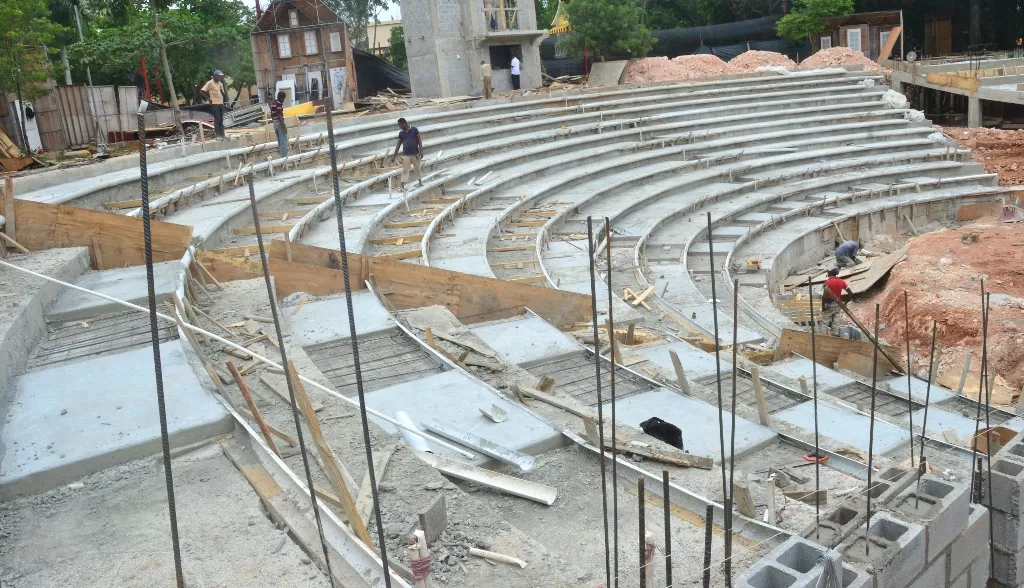 Roberto  Salcedo prepara  un  gran escenario para el arte