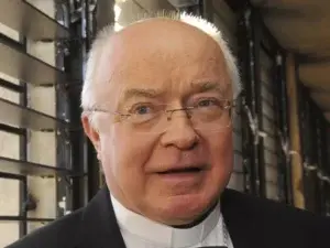 Procurador  remitió pruebas  al Vaticano caso exnuncio