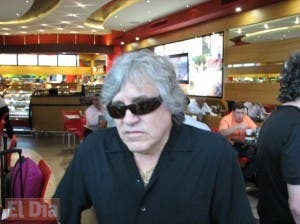 José Feliciano dice su estadía en RD ha sido placentera, pese a que le robaron sus documentos