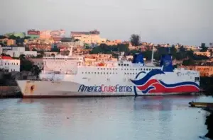 Tiendas Walmart de Puerto Rico venden boletos para el ferry a RD