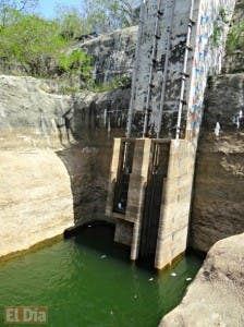 Empeora suministro de agua en Santiago debido a la sequía