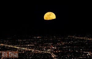 Mañana saldrá la última superluna de 2014