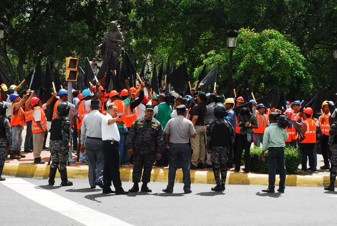 Trabajadores de América Latina exigirán este 1 de mayo mayor respeto a sus derechos 