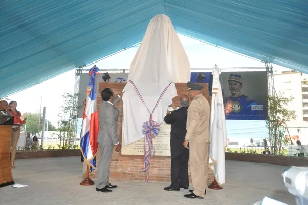 Fundación Sila Ozuna conmemora 175 aniversario del natalicio de Gregorio Luperón 