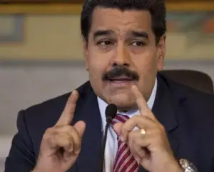 Maduro evaluará posibilidad de acortar mandato del Parlamento a dos meses