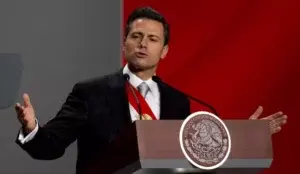 Peña Nieto está dolido por estudiantes, pero no puede dejar pasar las cumbres