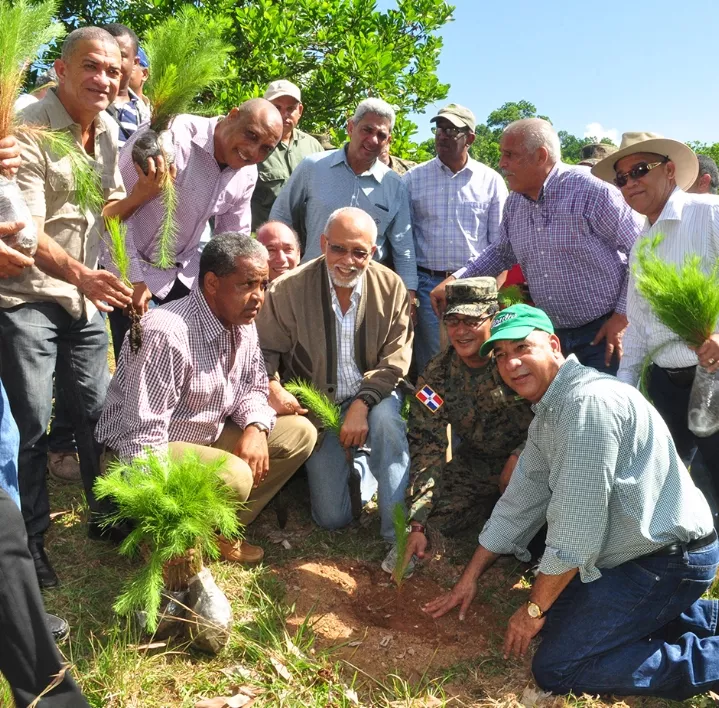 Octubre, mes  nacional de la Reforestación