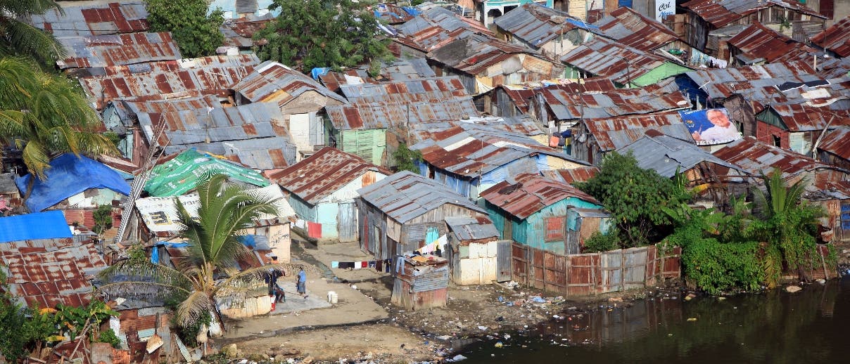 Pobreza extrema en Latinoamérica sube a 13,8 % en 2021 pese a ayudas sociales