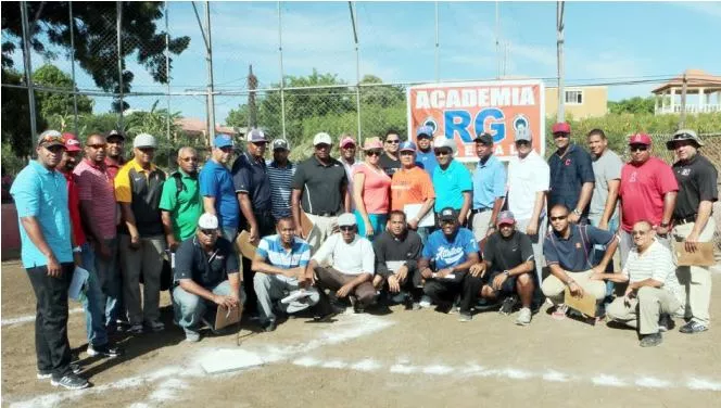 Inauguran Academia de Béisbol RG en Santiago