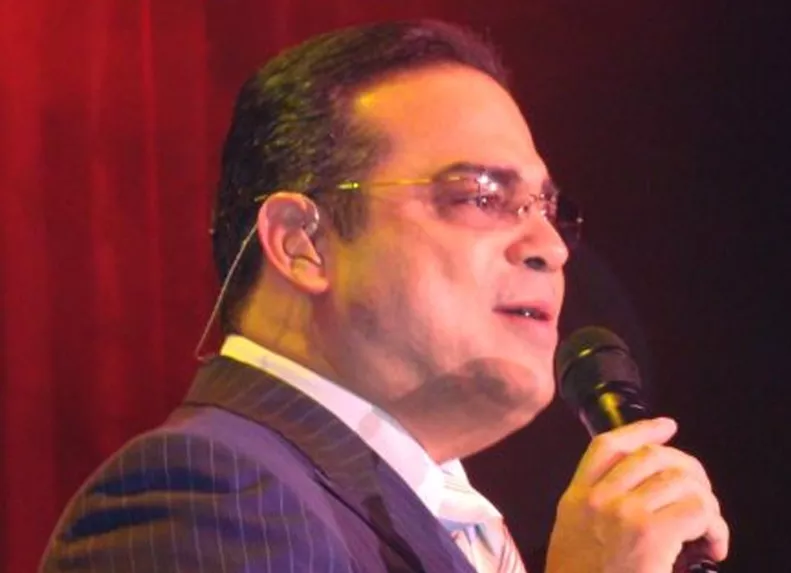gilberto santa Rosa.jpg