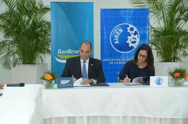 Banreservas respaldará PYMES familiares del Cibao y emprendedores de la PUCMM