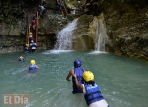 Los 27 saltos de la Damajagua, lugar que  prueba bríos juventud