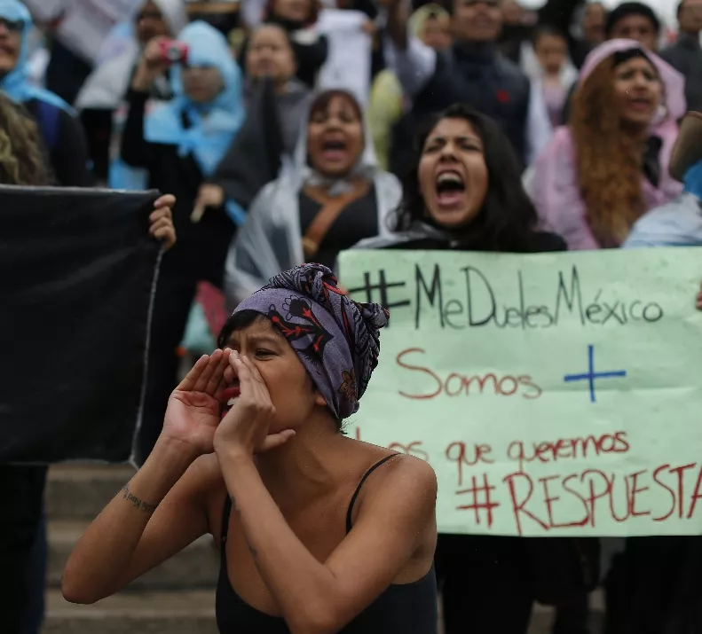  Peña Nieto anuncia plan de seguridad mientras aparecen cuerpos decapitados 