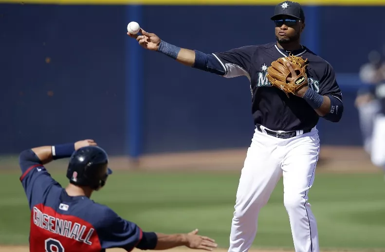 Robinson Cano, Lonnie Chisenhall