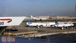 Amenaza de bomba en un avión genera alarma en el aeropuerto JFK de Nueva York