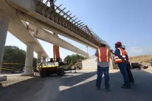 Obras Pública anuncia desvío de tránsito en autopista 6 de Noviembre el sábado