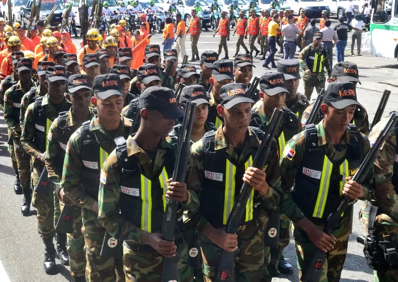 10 NACIONALES 24-1,p01