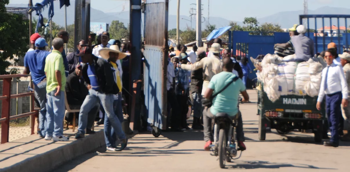 Los comerciantes de Dajabón denuncian ‘mafia’ en Aduanas