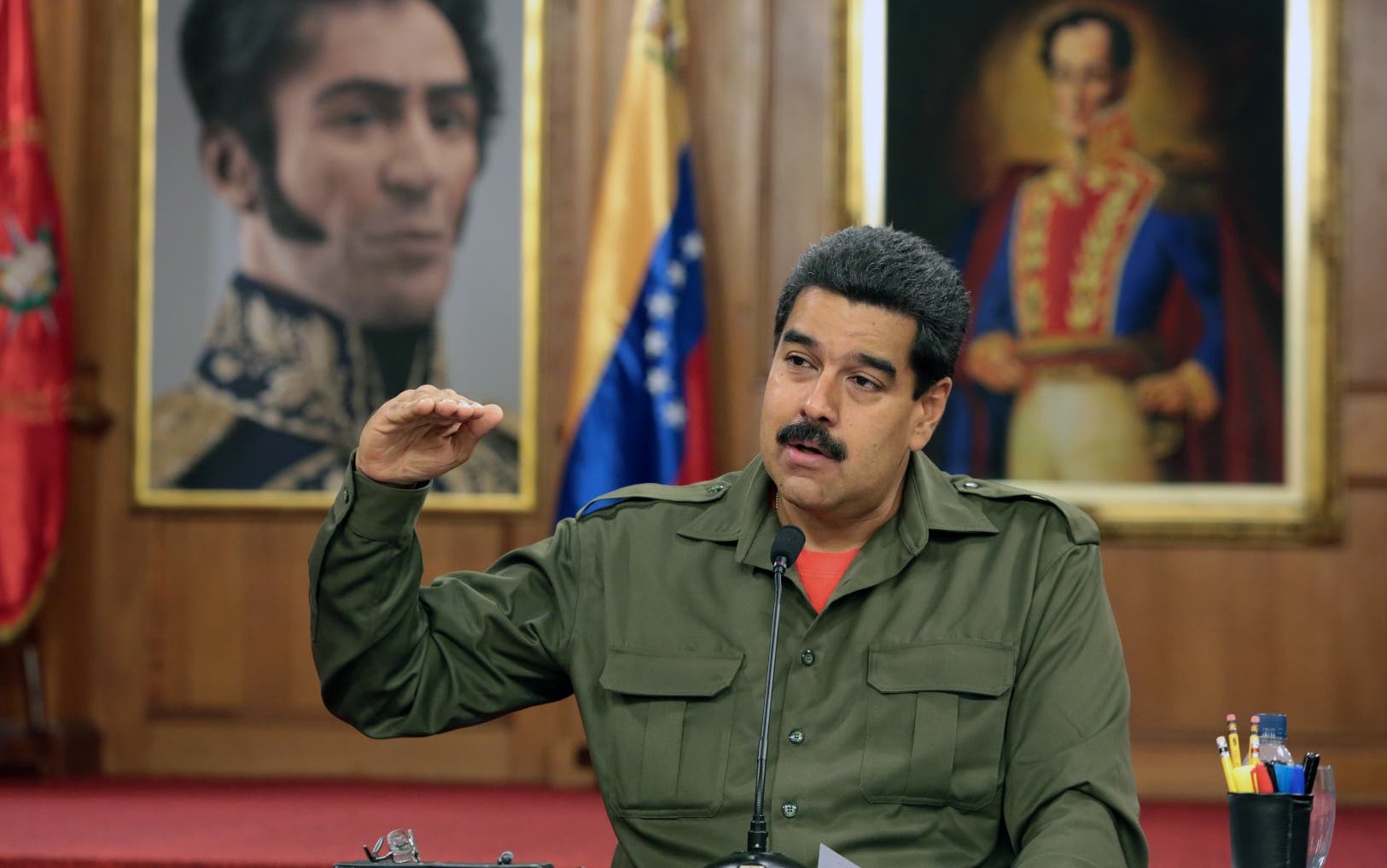 Maduro pide a Fuerzas Armadas prepararse para «guerra no convencional»