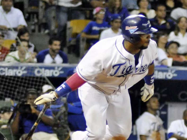 juan francisco del licey/hoy/carlos alonzo/21/1/2014