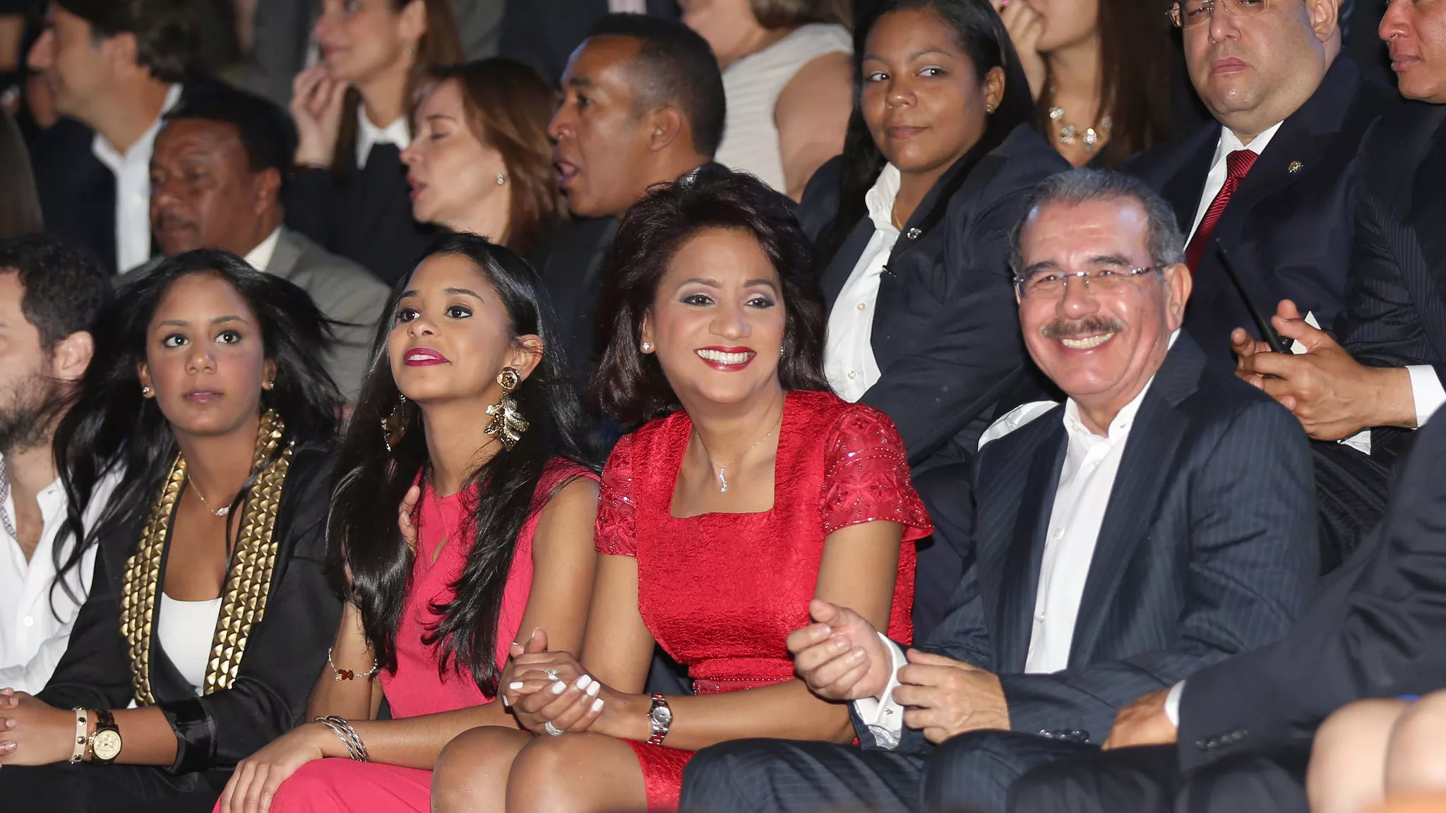 Danilo-Medina-Cándida-Montilla-y-sus-hijas.