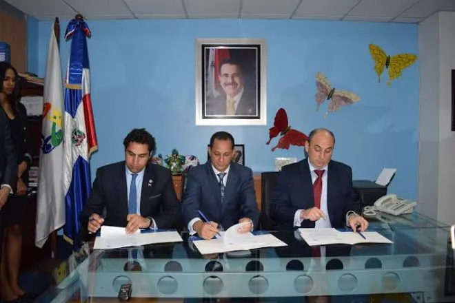 ONU y Ministerio de la Juventud firman ONU y Ministerio de la Juventud firman