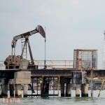 El petróleo de Texas baja un 0,3 %, y cierra en 72,97 dólares el barril