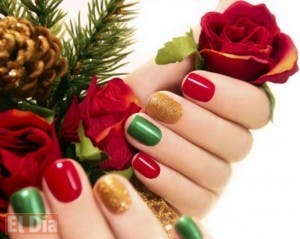 Para brillar en Navidad con uñas de temporada