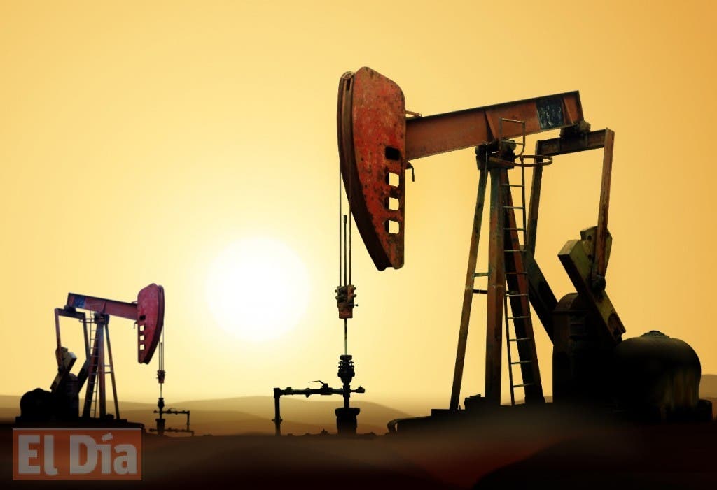 El petróleo de Texas abre con un alza del 5,32 % hasta 31,10 dólares