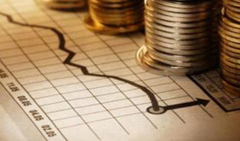 «Hay una carrera peligrosa e indetenible en el endeudamiento público», dice economista Ciriaco Cruz