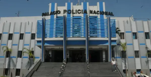 cabo pediatra banca menore Policía