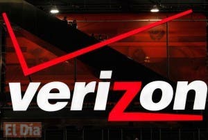 Verizon analiza una adquisición o hacer una alianza con AOL