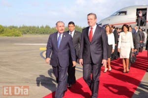 Danilo Medina y gobernador de Puerto Rico repasan cooperación bilateral