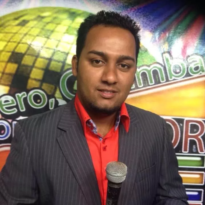 COMUNICADOR COSME ULLOA FUE AGREDIDO EN IMBERT