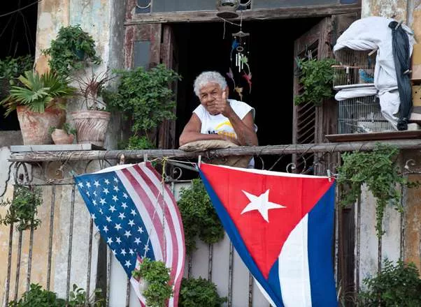 Mayoría de EEUU apoya fin de embargo a Cuba