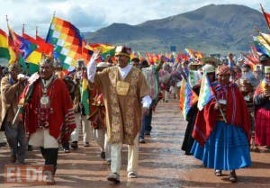 Presidente Evo Morales jura su tercer mandato con ritual inca