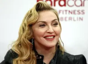 Madonna promete sexo oral a quienes voten por Hillary