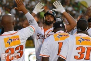 Los Gigantes le apagan el brillo a las Estrellas y están a un juego de su primera corona